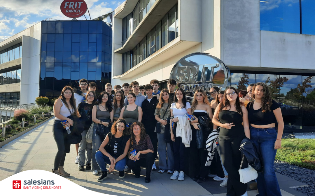 L’alumnat del GS d’Administració i Finances visita l’empresa Frit Ravich