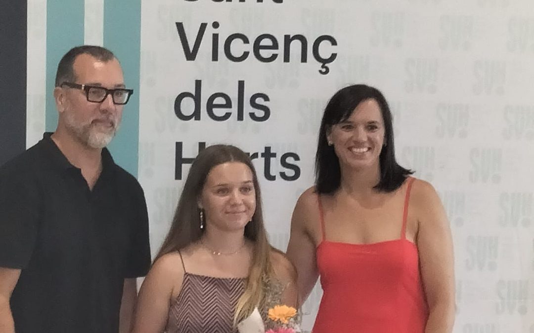 L’Ajuntament de Sant Vicenç dels Horts reconeix l’excel·lència acadèmica de vuit alumnes dels Salesians