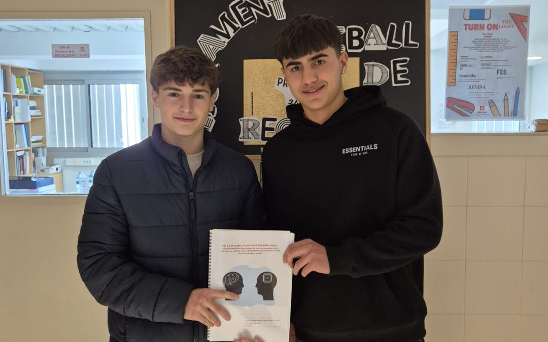 Els alumnes de 2n de batxillerat ja han entregat els seus TR!